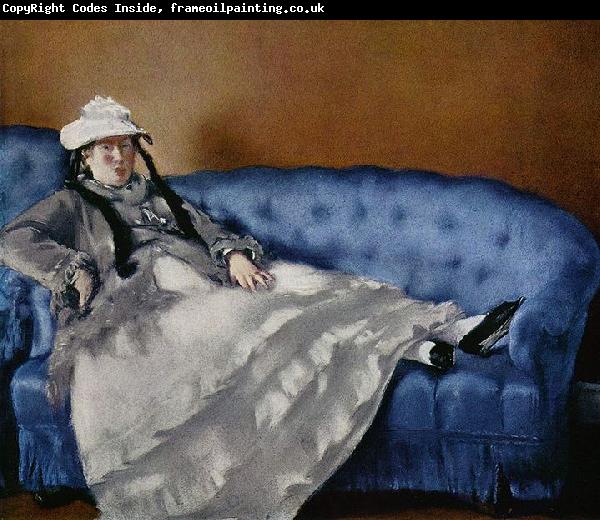 Edouard Manet Portrat der Frau Manet auf blauem Sofa